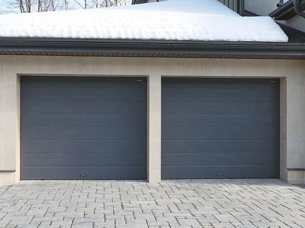 Cекционные ворота 3400х2450 мм антрацитовые DoorHan RSD02, blagoveshchensk.doorhan.ru